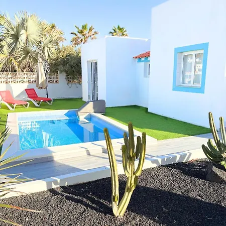 Beachfront - La Casa Del Mar فيلة *