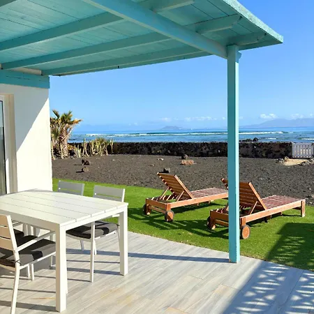 Beachfront - La Casa Del Mar فيلة *